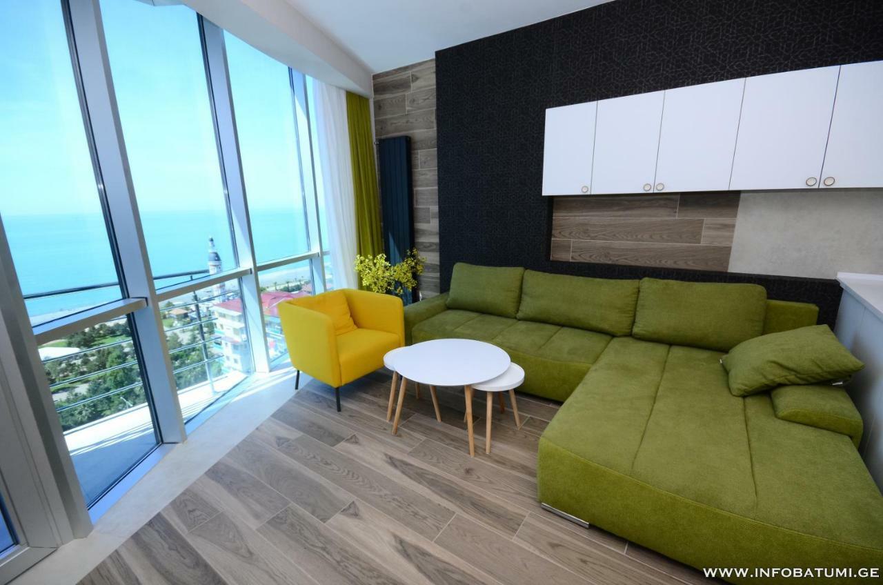 West Apartments Batumi Eksteriør bilde
